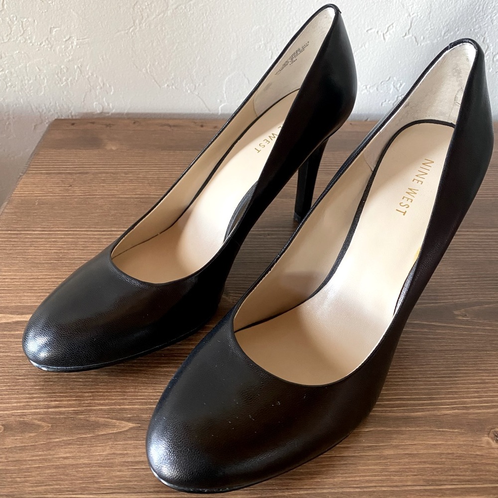 NEW Nine West pumps 10M
